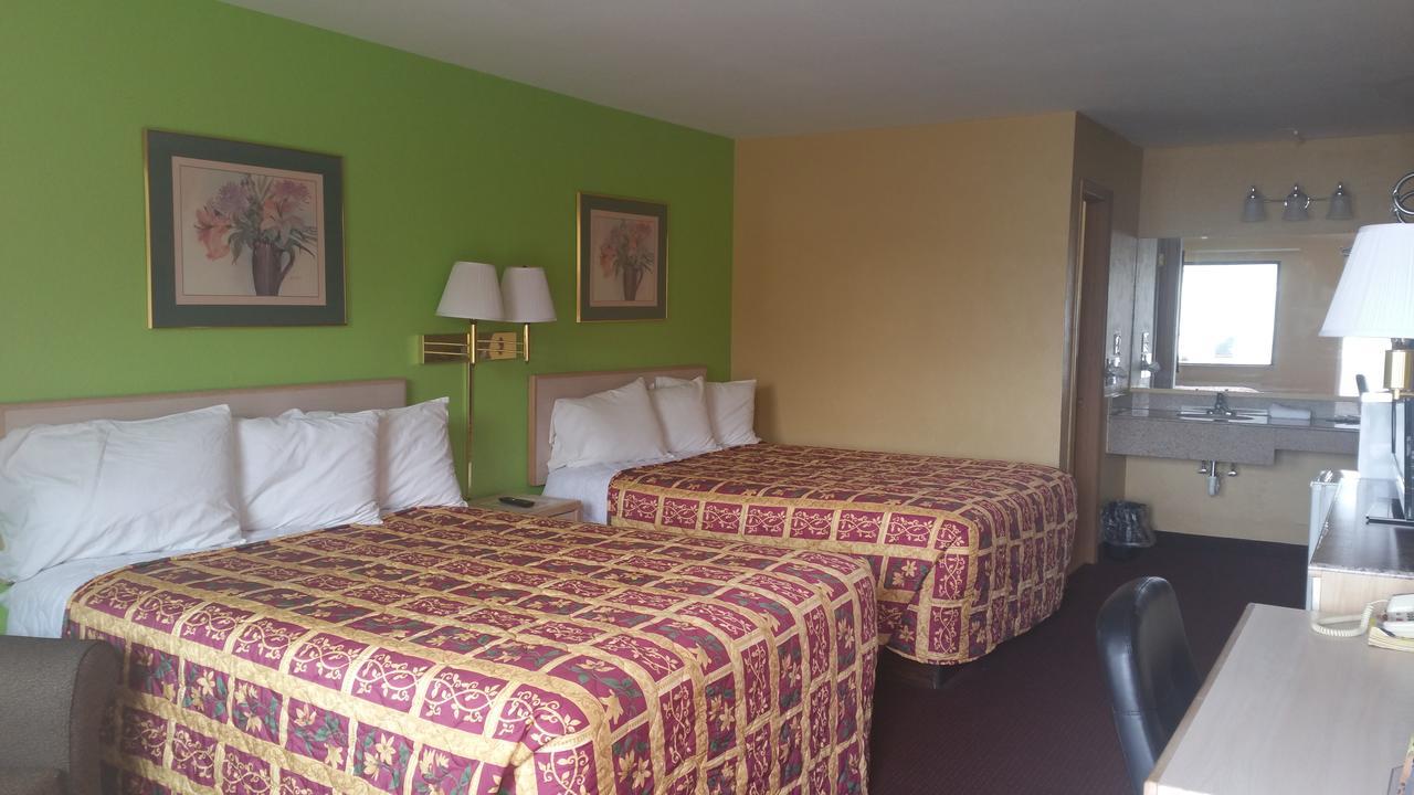 Economy Inn & Suites 哈里斯堡 外观 照片